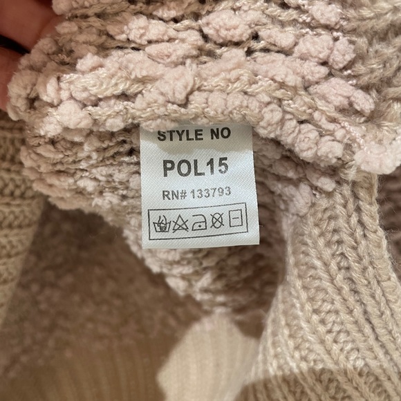 Cozy Hooded Sweater by Polm - Picture 9 of 12